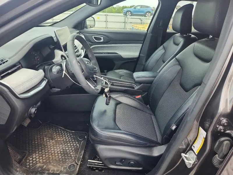 2023 JEEP COMPASS LATITUDE  