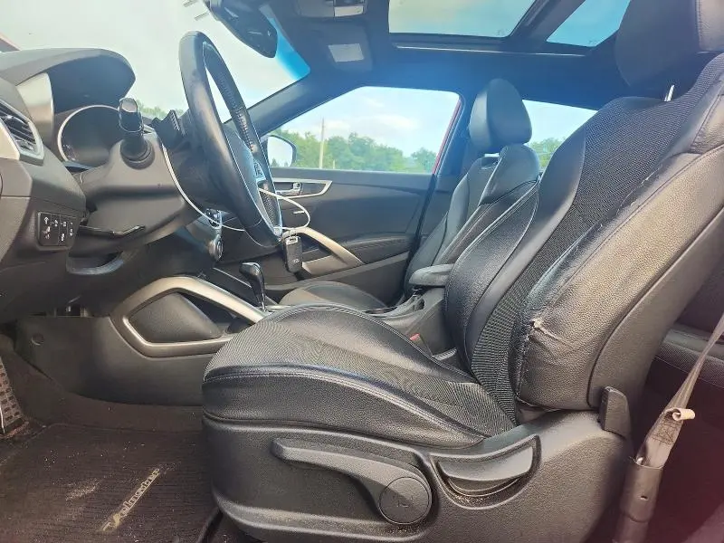2016 HYUNDAI VELOSTER BASE  