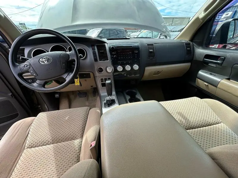 2011 TOYOTA TUNDRA GRADE  