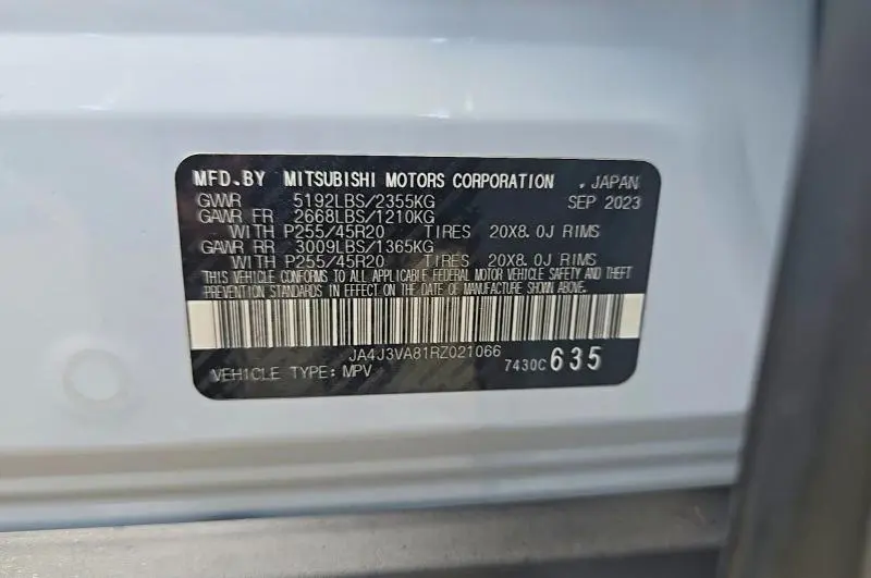 2024 MITSUBISHI OUTLANDER SE  