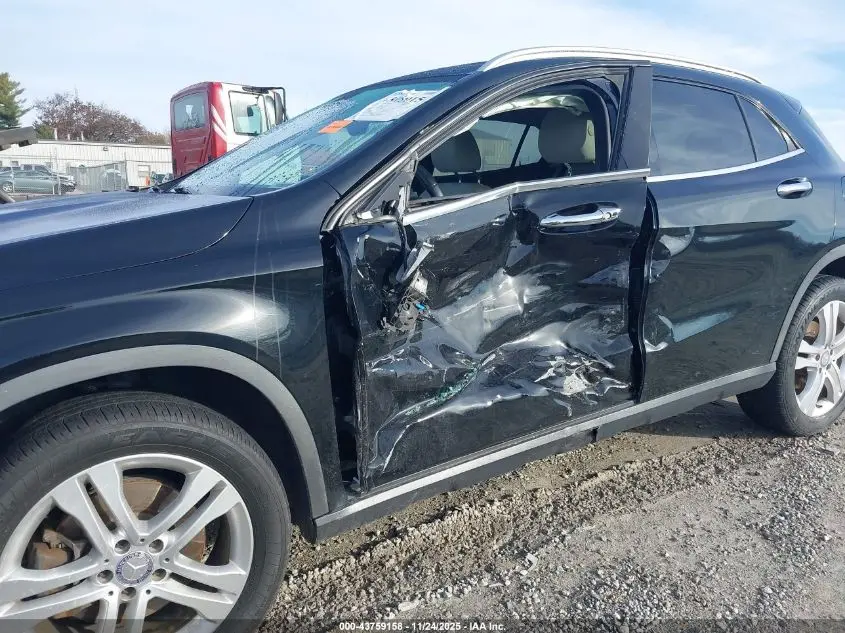 2015 MERCEDES-BENZ GLA 250 4MATIC