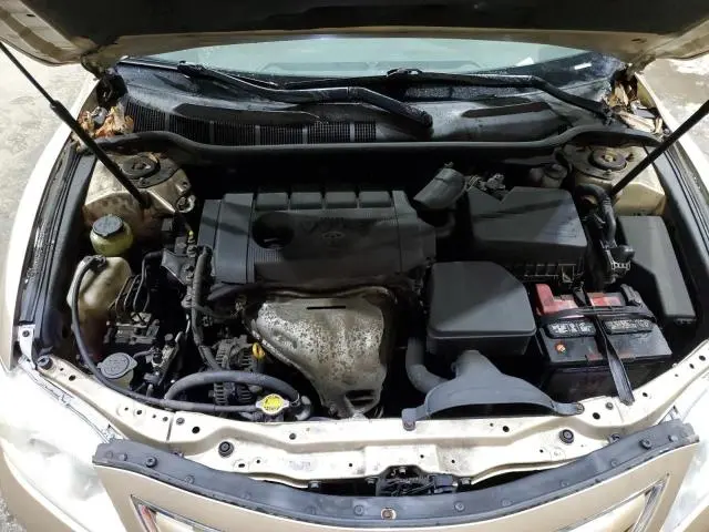 2011 TOYOTA CAMRY BASE  