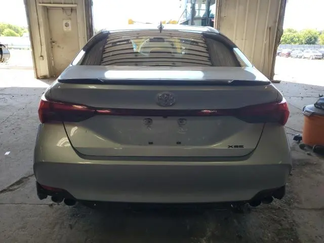 2019 TOYOTA AVALON XLE  