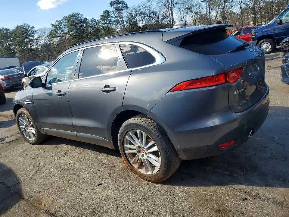 2017 JAGUAR F-PACE PRESTIGE  