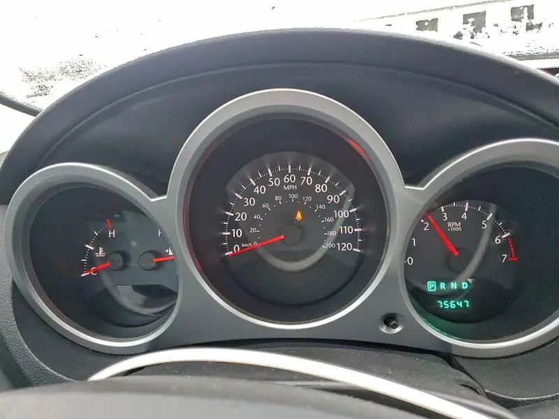 2010 CHRYSLER SEBRING LIMITED  