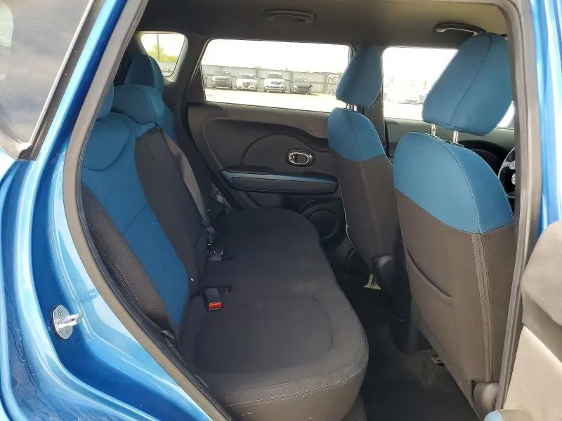 2015 KIA SOUL +  