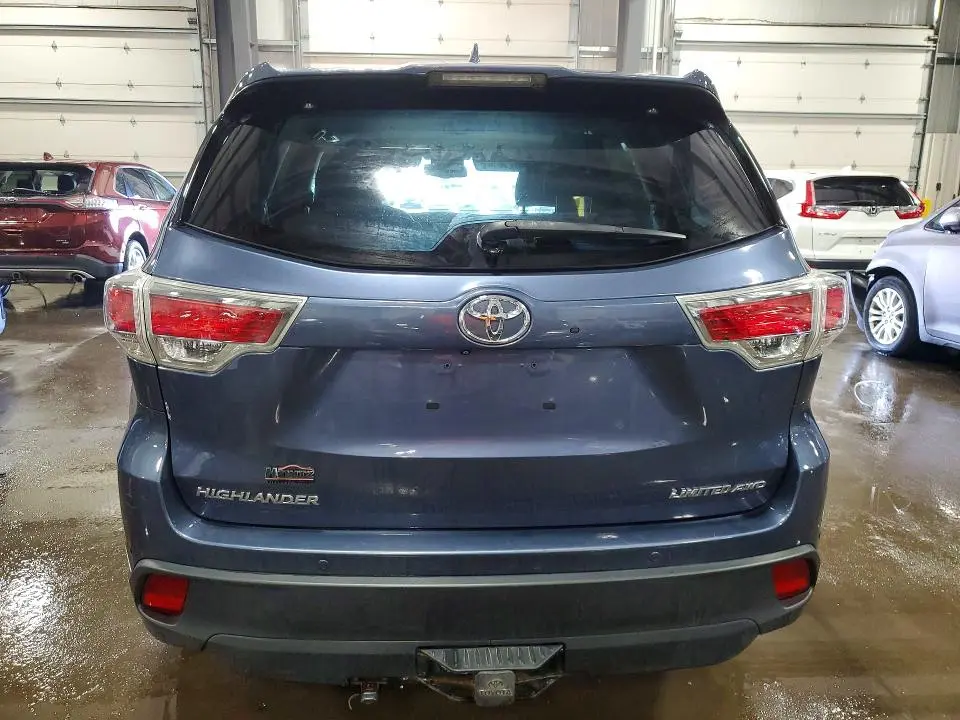 2015 TOYOTA HIGHLANDER LIMITED  