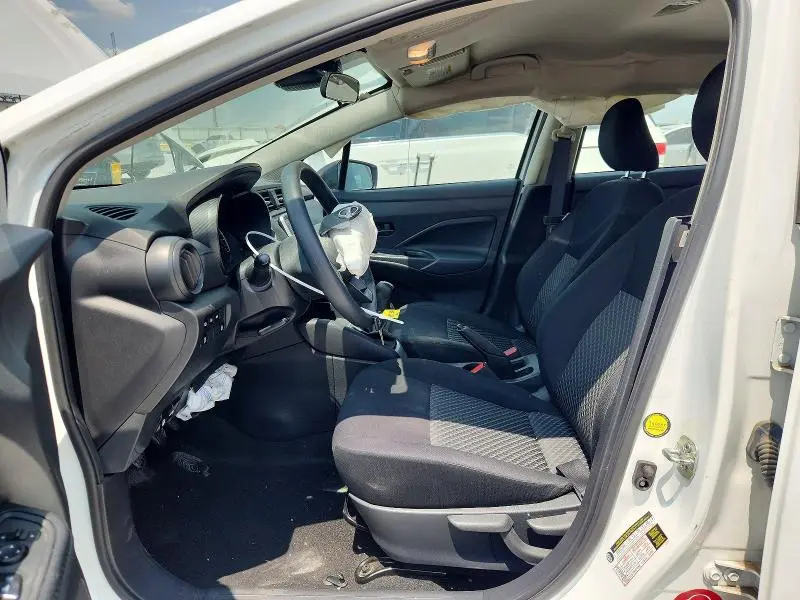 2024 NISSAN VERSA S  