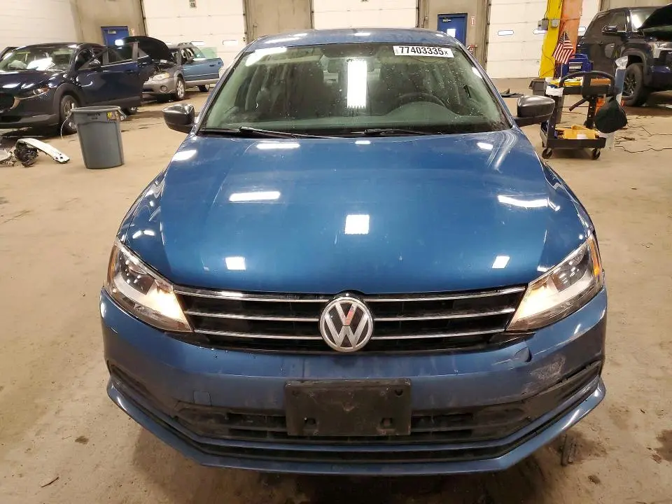 2016 VOLKSWAGEN JETTA SE  