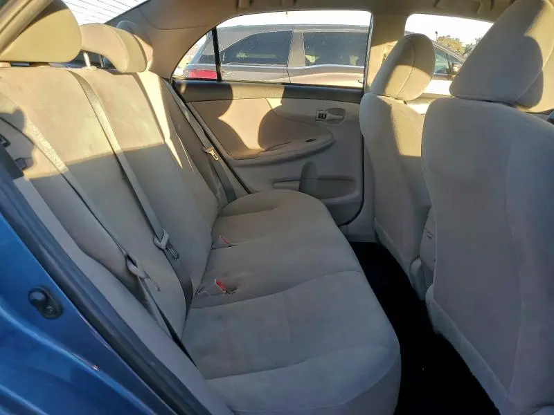2013 TOYOTA COROLLA BASE  