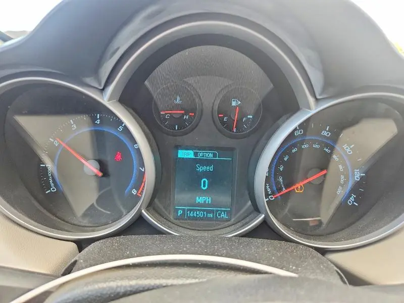 2014 CHEVROLET CRUZE LS  