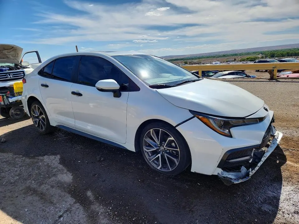 2020 TOYOTA COROLLA SE  