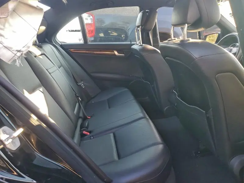 2014 MERCEDES-BENZ C 250  