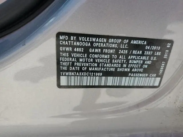 2013 VOLKSWAGEN PASSAT SE  