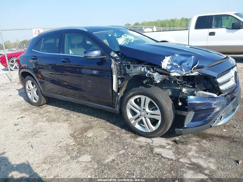 2017 MERCEDES-BENZ GLA 250 4MATIC