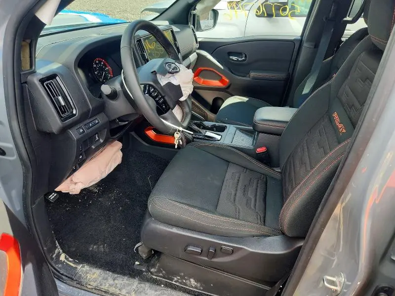 2025 NISSAN FRONTIER PRO-4X  
