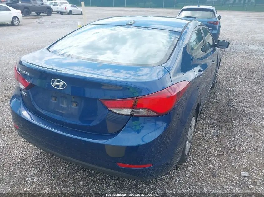 2016 HYUNDAI ELANTRA SE