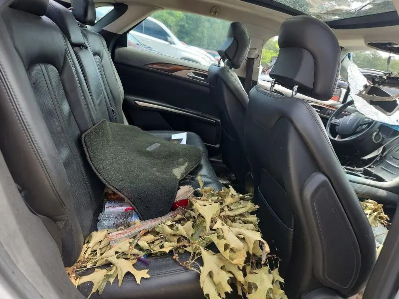 2013 LINCOLN MKZ   
