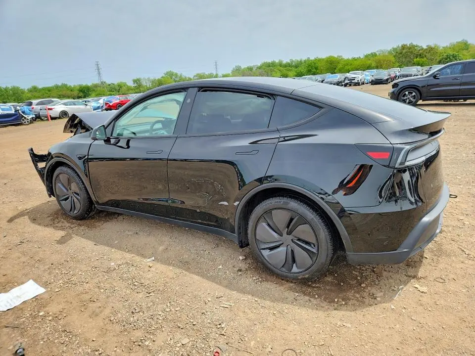 2026 TESLA MODEL Y   