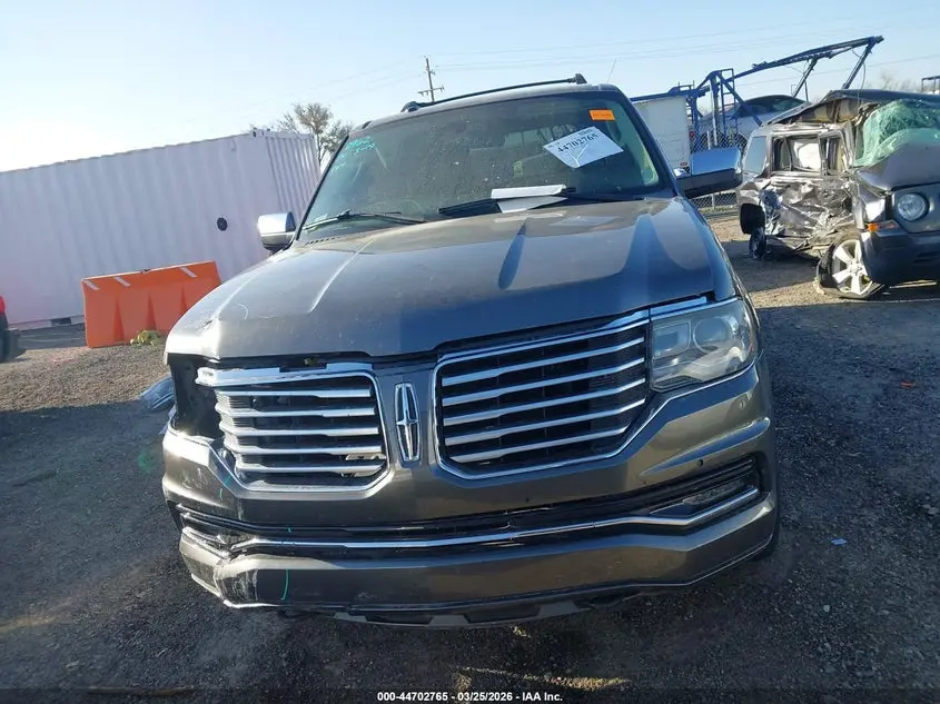 2015 LINCOLN NAVIGATOR  