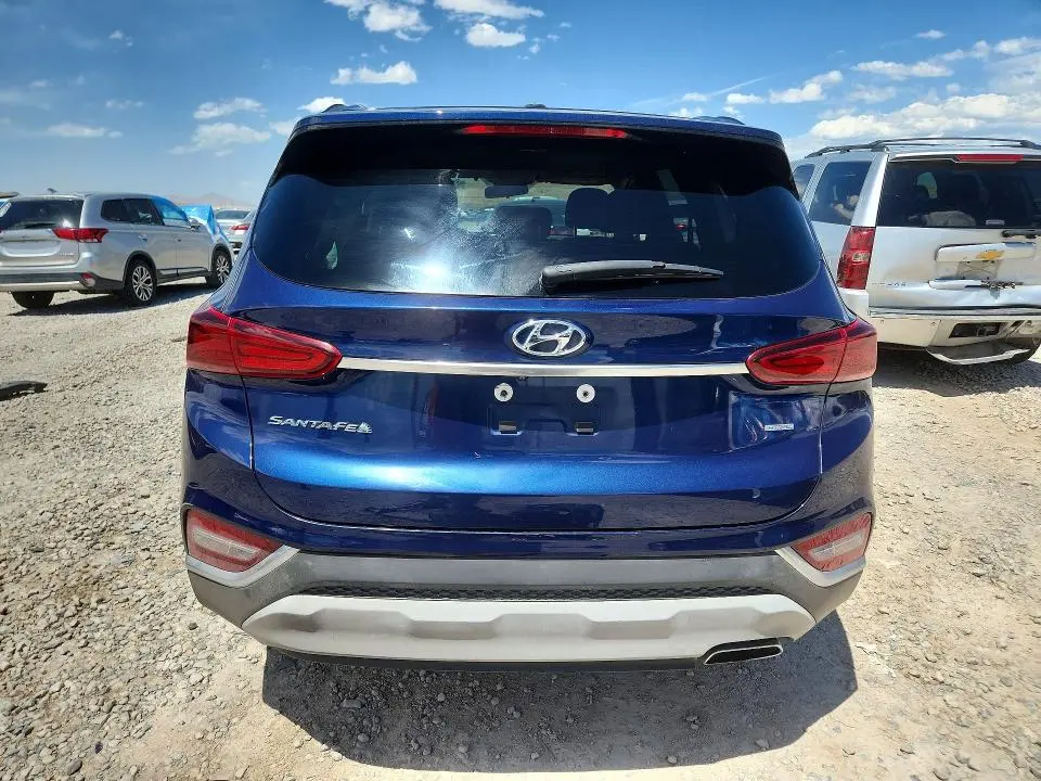 2019 HYUNDAI SANTA FE SE  