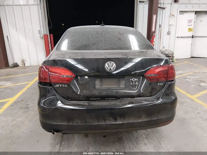 2013 VOLKSWAGEN JETTA 2.0L TDI