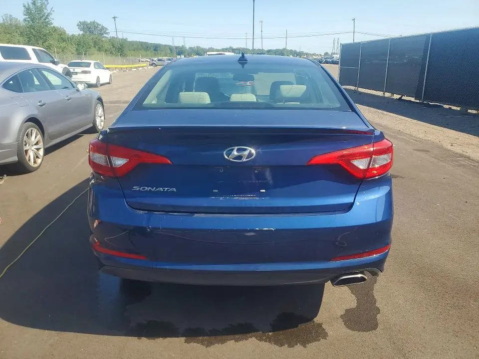 2016 HYUNDAI SONATA SE  