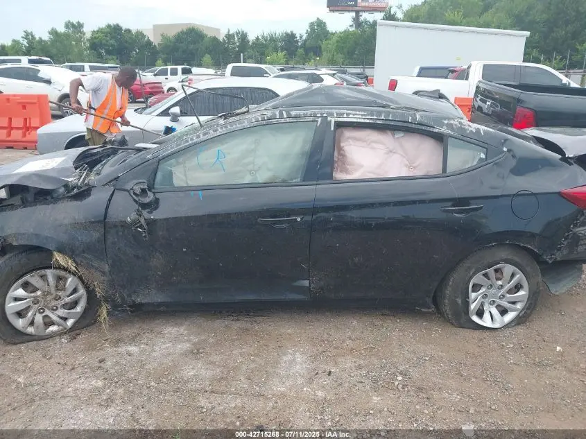 2018 HYUNDAI ELANTRA SE