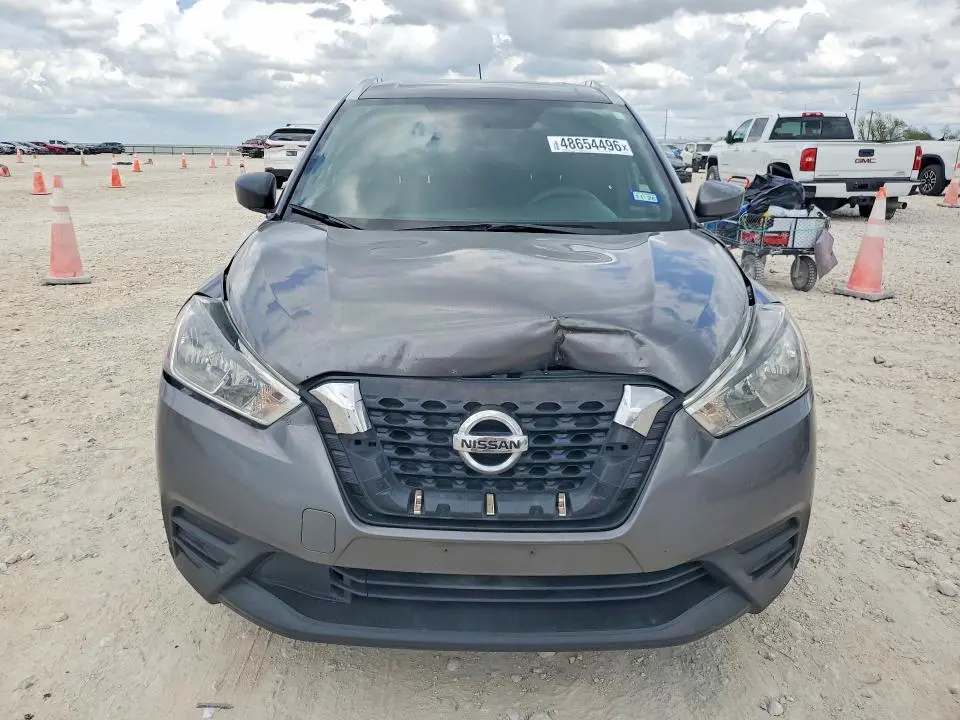 2018 NISSAN KICKS SV  
