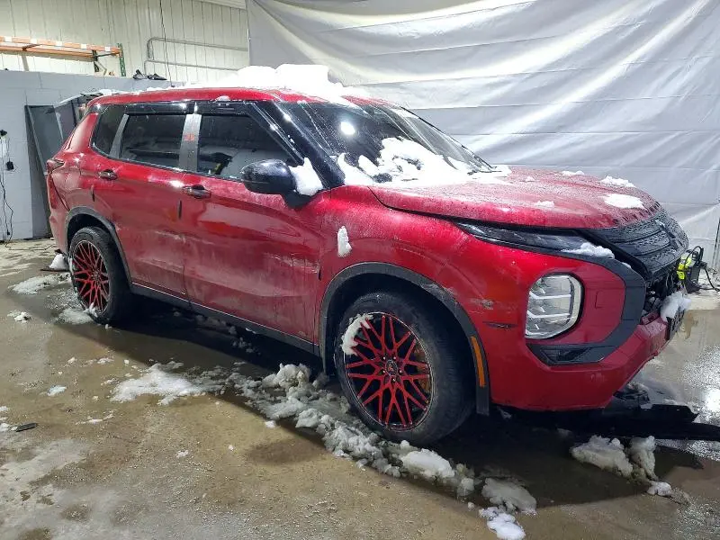 2024 MITSUBISHI OUTLANDER SE  