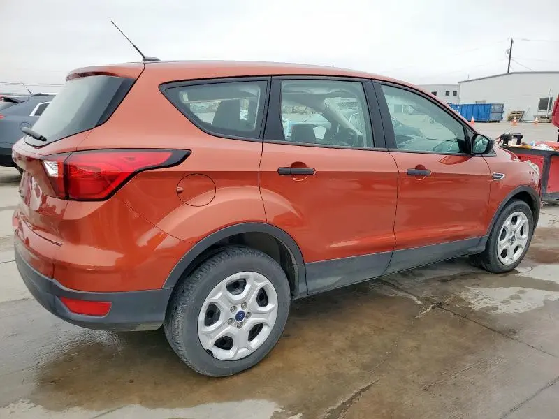 2019 FORD ESCAPE S  