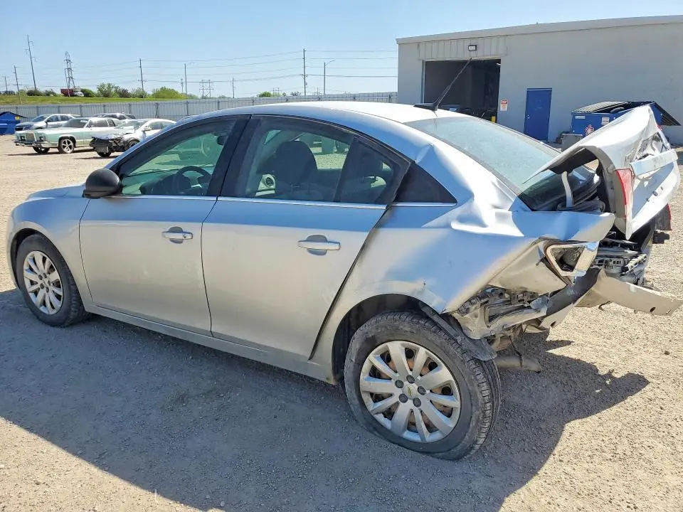 2011 CHEVROLET CRUZE LS  