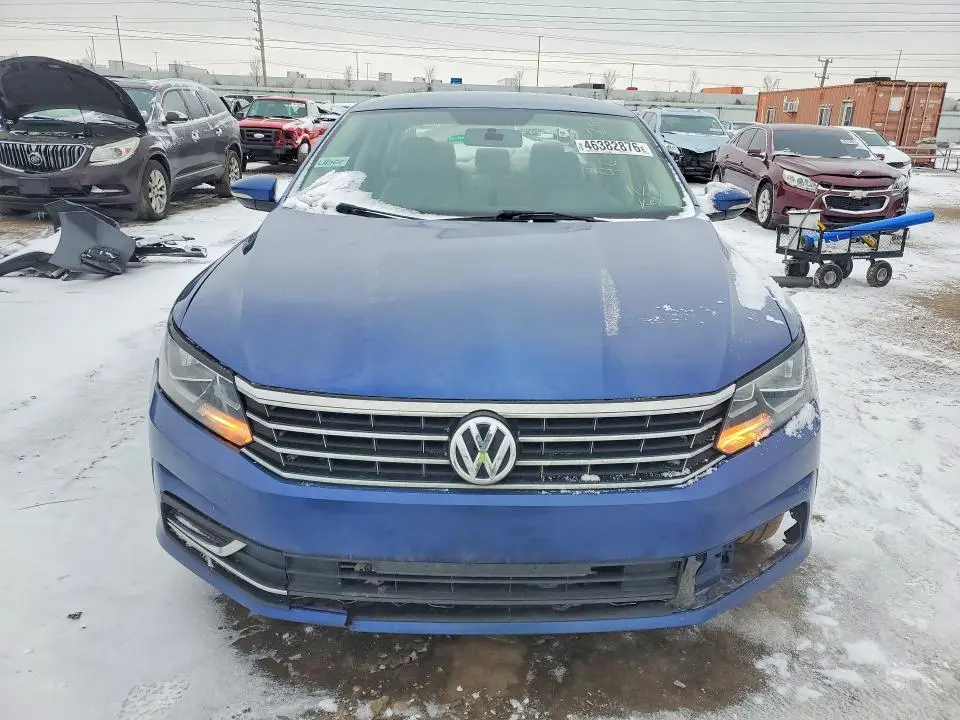 2016 VOLKSWAGEN PASSAT S  