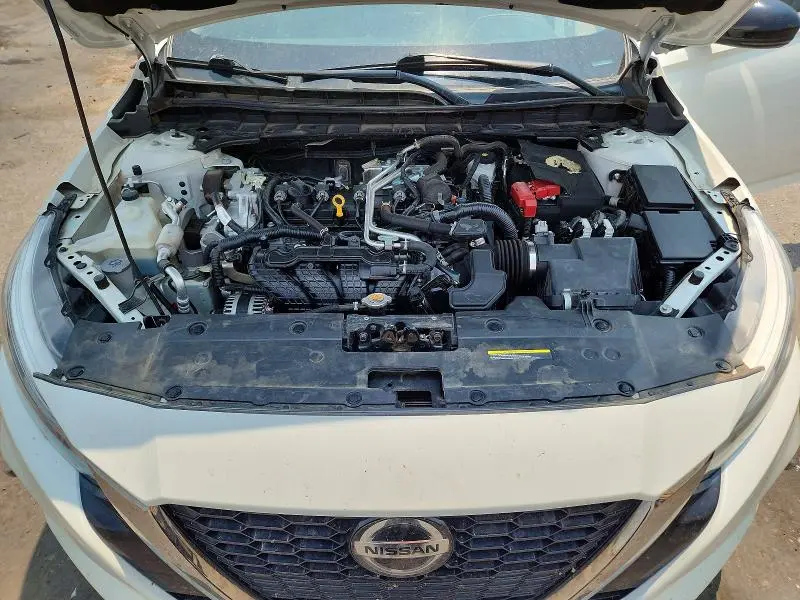 2021 NISSAN ALTIMA SR  