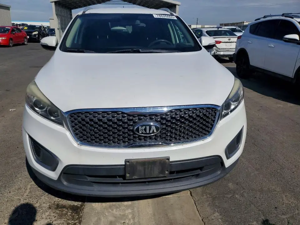 2016 KIA SORENTO LX  