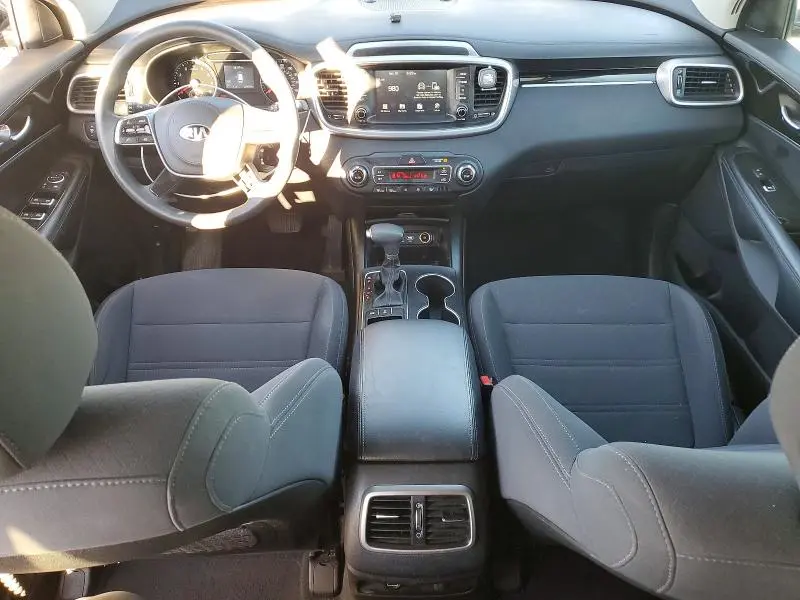 2019 KIA SORENTO LX V6  