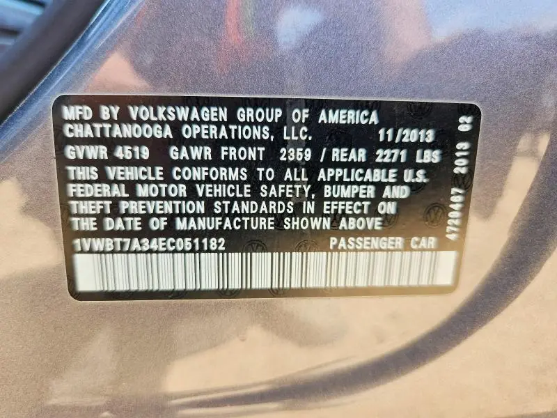 2014 VOLKSWAGEN PASSAT SE  