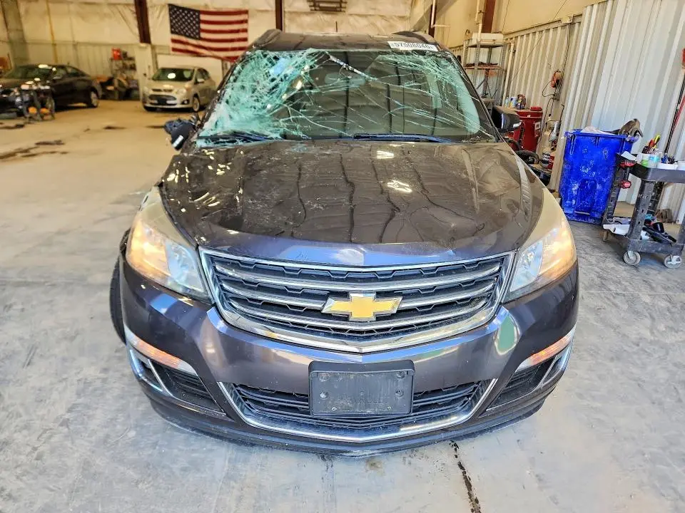 2014 CHEVROLET TRAVERSE LT  