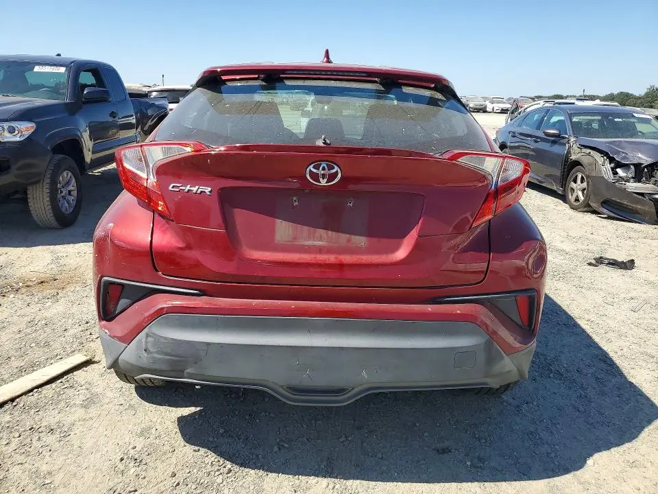 2018 TOYOTA C-HR XLE  
