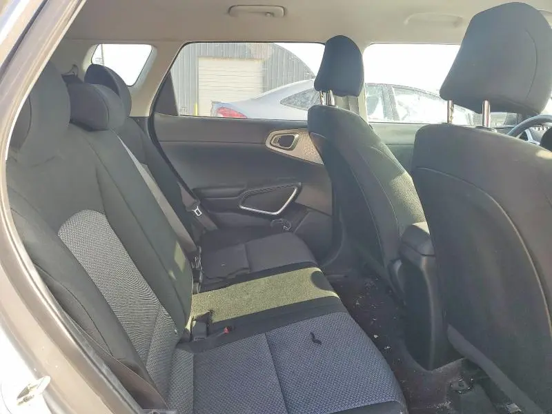 2022 KIA SOUL LX  