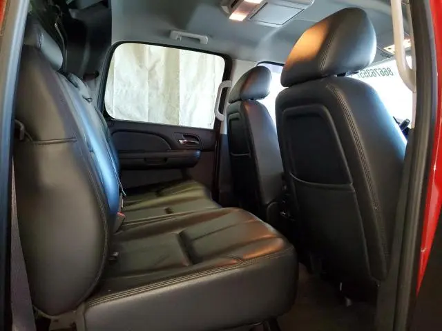 2011 CHEVROLET AVALANCHE LT  