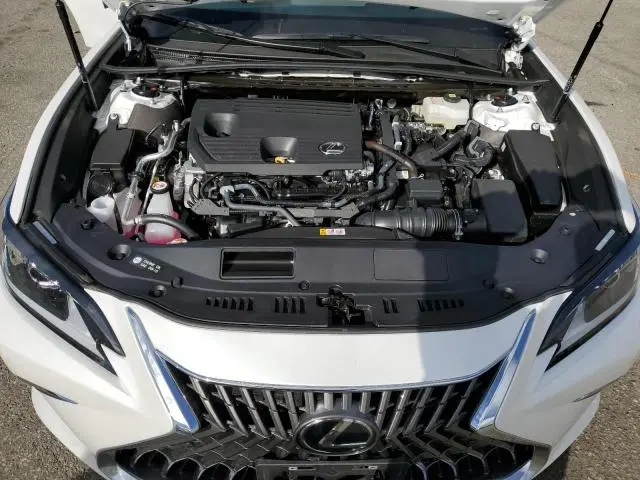 2025 LEXUS ES 300H BASE  