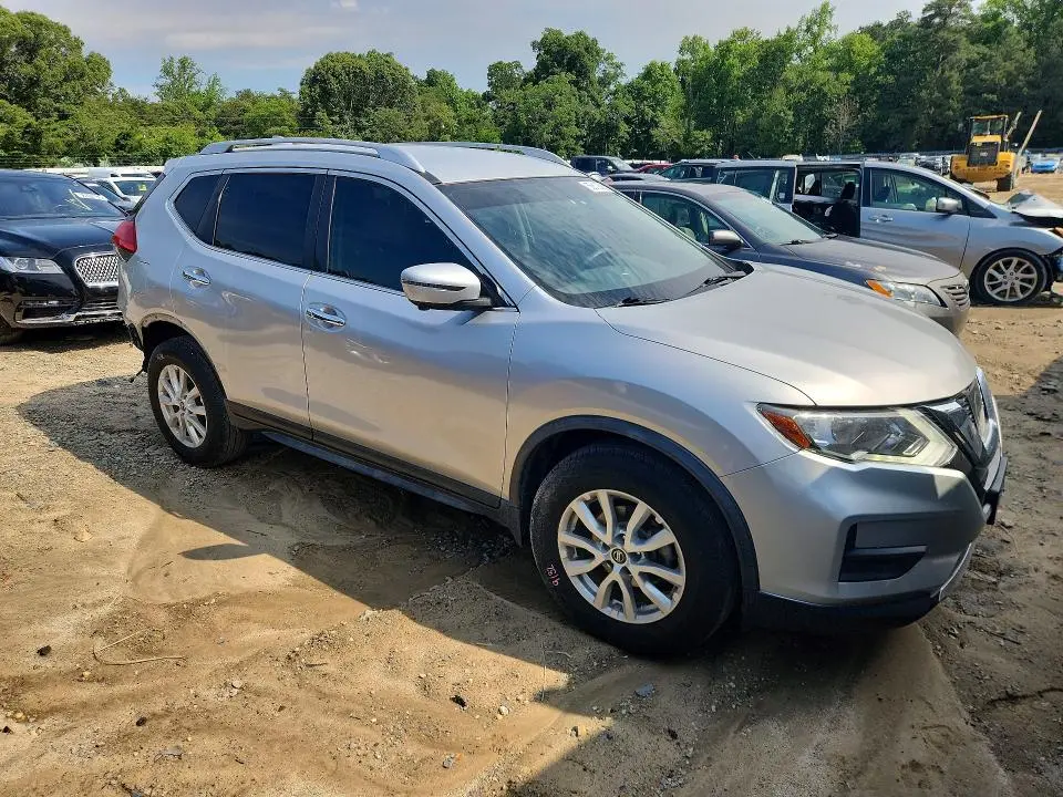 2017 NISSAN ROGUE   