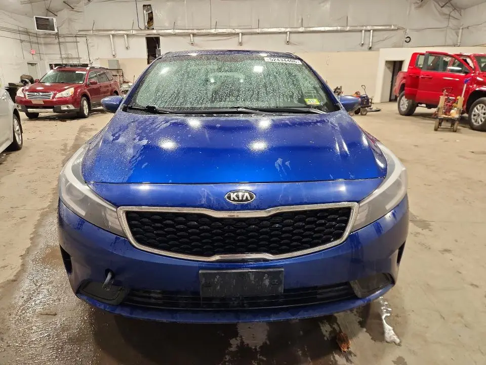 2018 KIA FORTE LX  