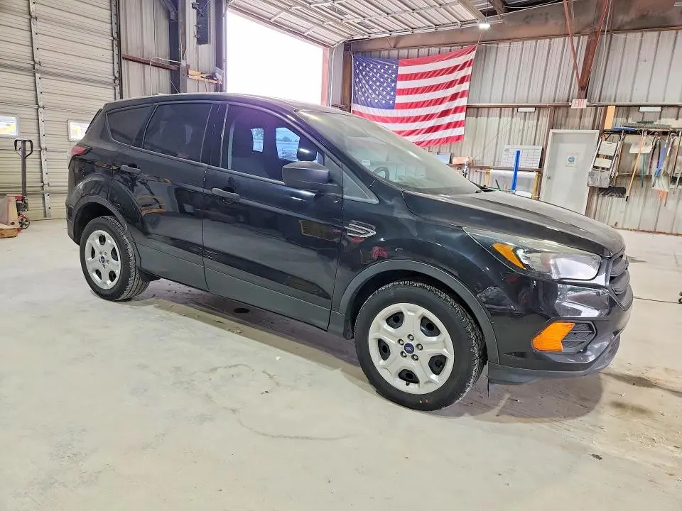 2018 FORD ESCAPE S  
