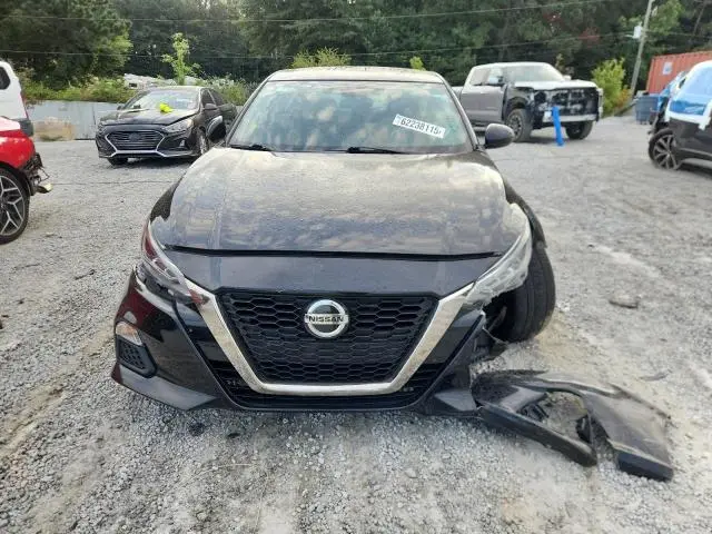 2021 NISSAN ALTIMA SR  