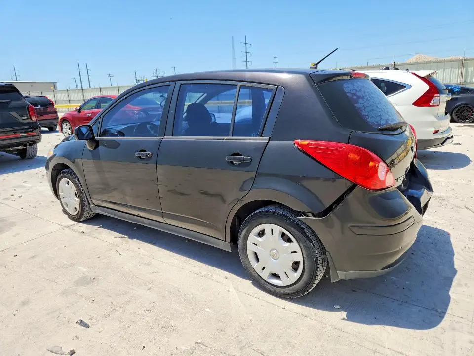 2011 NISSAN VERSA 1.8 S  