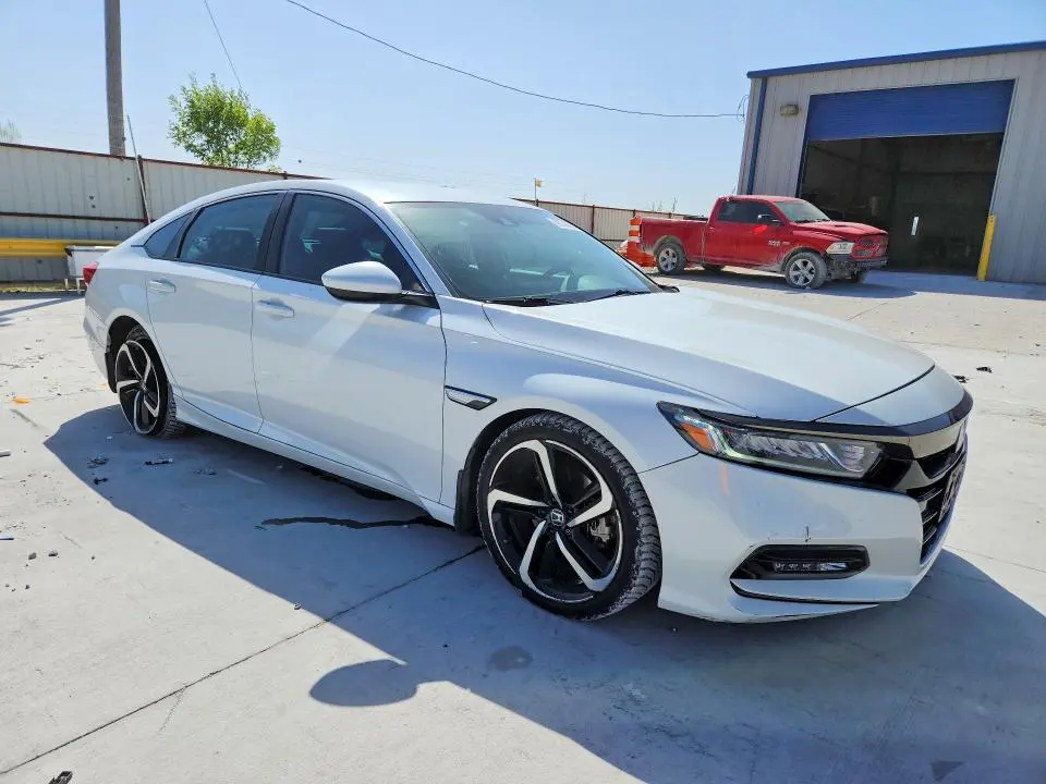 2018 HONDA ACCORD SPORT  