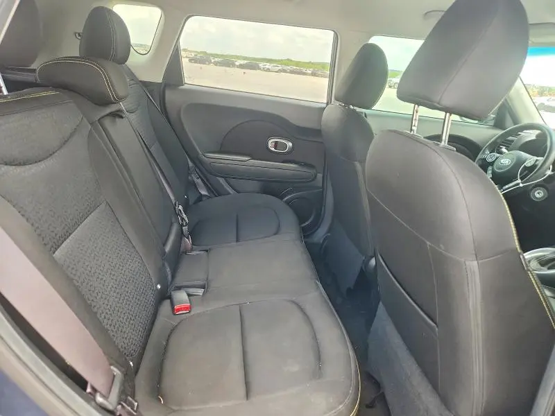 2016 KIA SOUL   