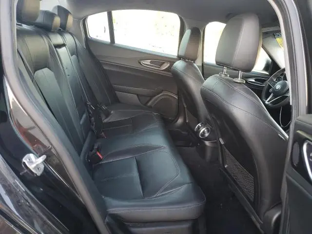 2017 ALFA ROMEO GIULIA   